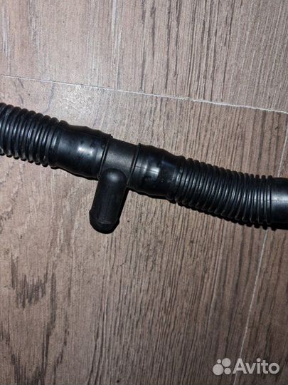 Патрубок вентиляции Porsche Cayenne Turbo 955 M