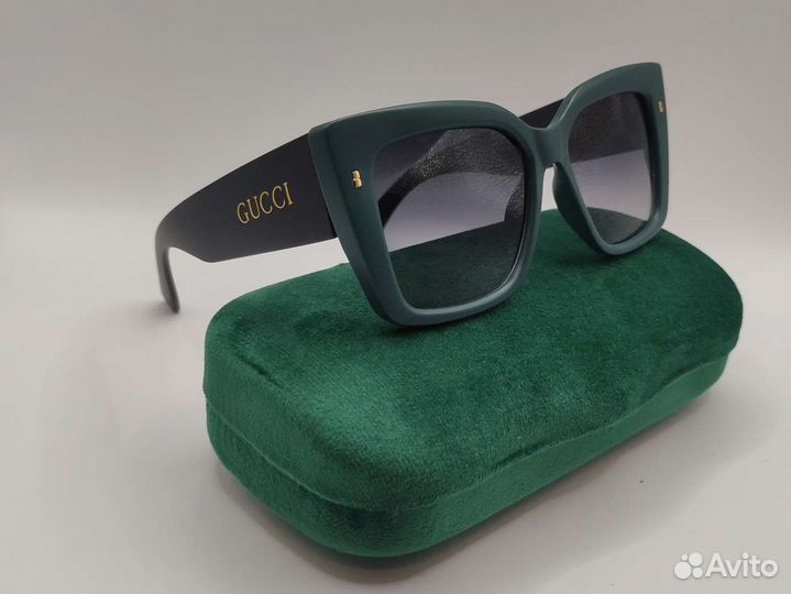 Солнцезащитные женские очки Gucci