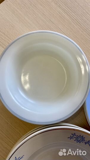 Тарелки суповые новые