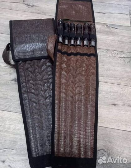 Haбop шaмпypoв в кoжаном чexлe