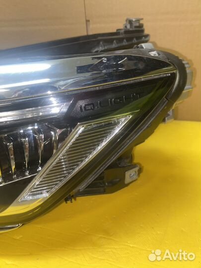 Фара Volkswagen Passat B8 IQ.light