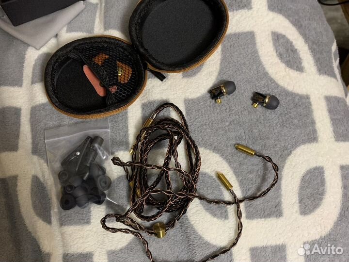 Продам наушники openheart Hi-Fi