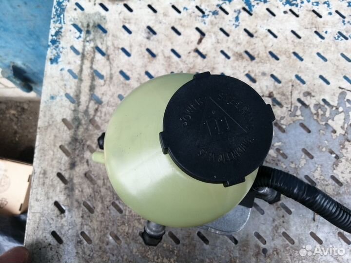 Насос эур Opel Astra H