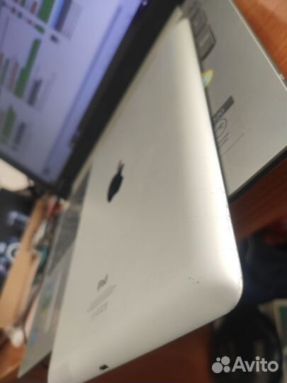 iPad 4 16Gb под ремонт