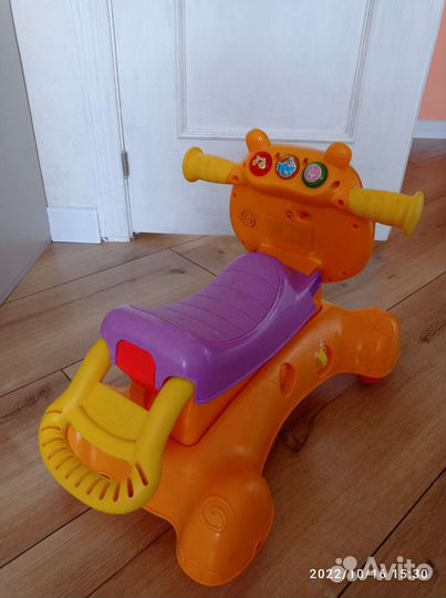 Игрушка бегемот каталка
