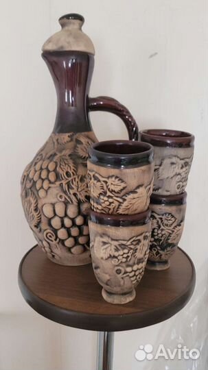 Глиняный кувшин