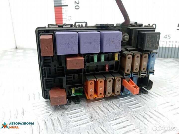 Блок предохранителей Renault Espace 4 2006