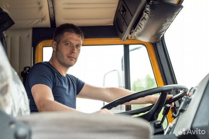Водитель автомобиля категория С
