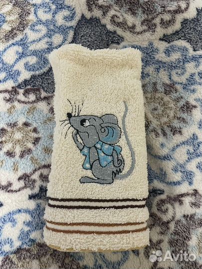 Полотенца новые