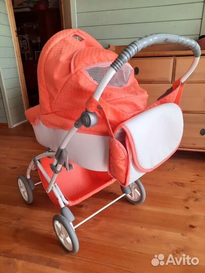 Коляска кукольная
