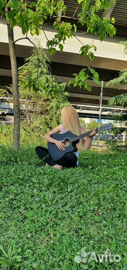 Гитара новая