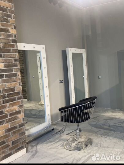 Зеркало с подсветкой