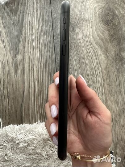 iPhone 8, 256 ГБ