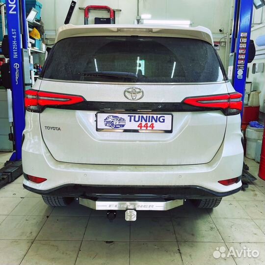 Фаркоп toyota Fortuner