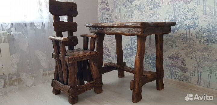 Детский столик и стул