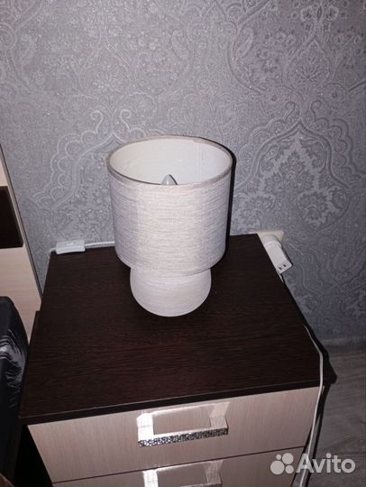 Лампа настольная