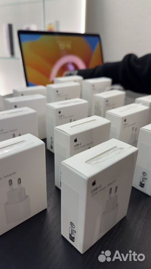 Адаптер питания Apple 20W Оригинальный