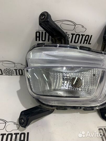 Фара противотуманная передняя левая Kia Rio 3