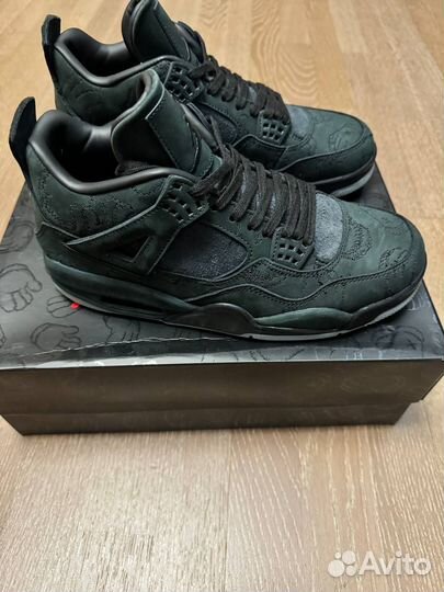 Кроссовки Nike air jordan 4 retro Kaws