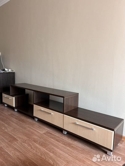 Тумба под телевизор