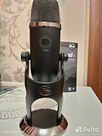 Студийный конденсаторный микрофон Blue Yeti X