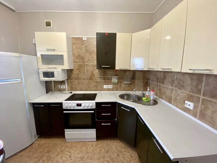 2-к. квартира, 62 м², 9/9 эт.