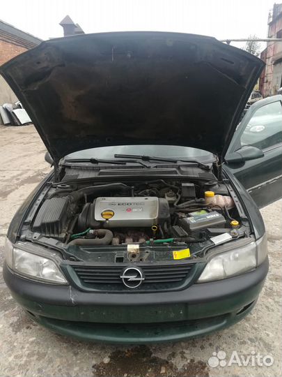 Двигатель Опель Вектра Б