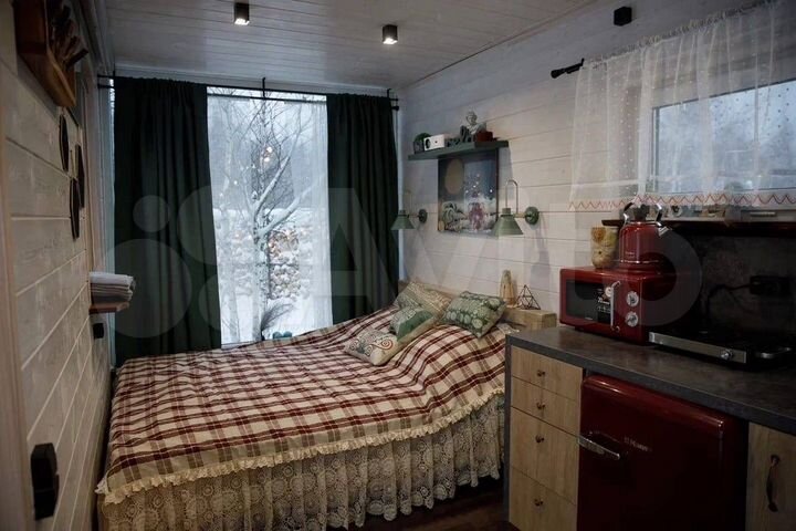 Дом 20 м² на участке 2 га