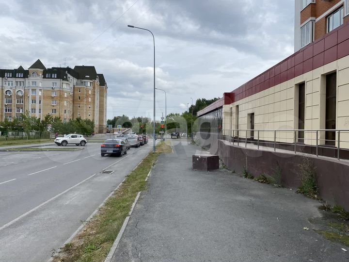 Сдам торговое помещение, 420 м²