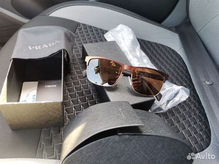Мужские очки Prada