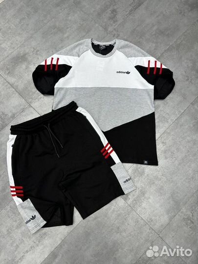 Костюм Adidas шорты+футболка