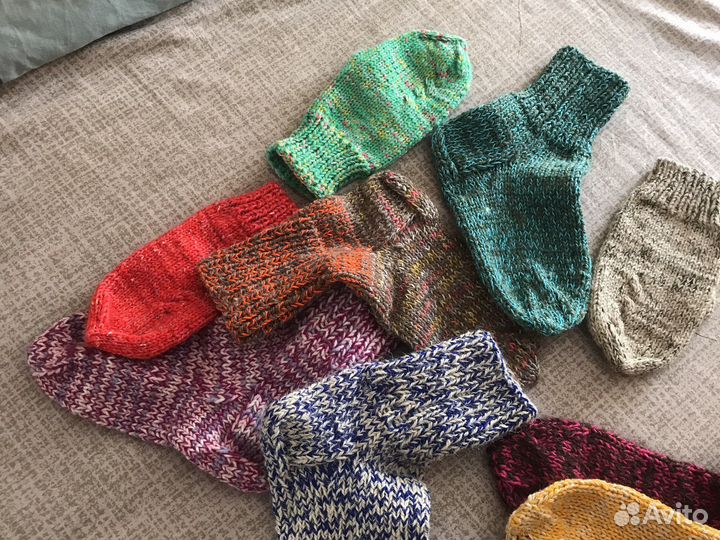 Носки и варежки ручной работы