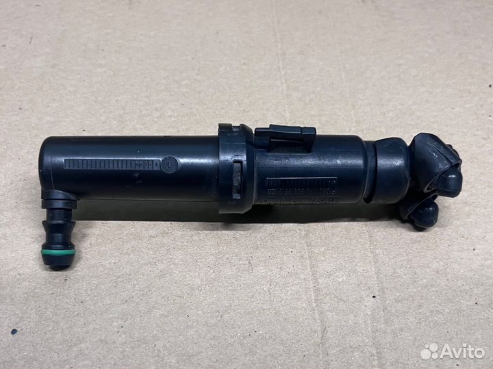 Форсунка омывателя фар правая Audi Q5 8R