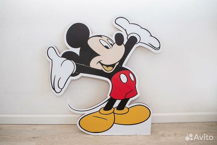 Ростовые фигуры из пластика