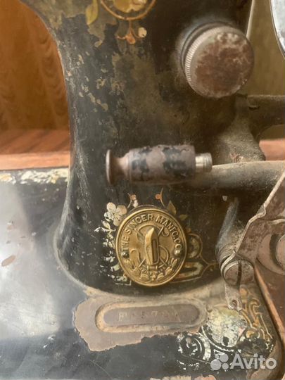 Швейная машина Singer