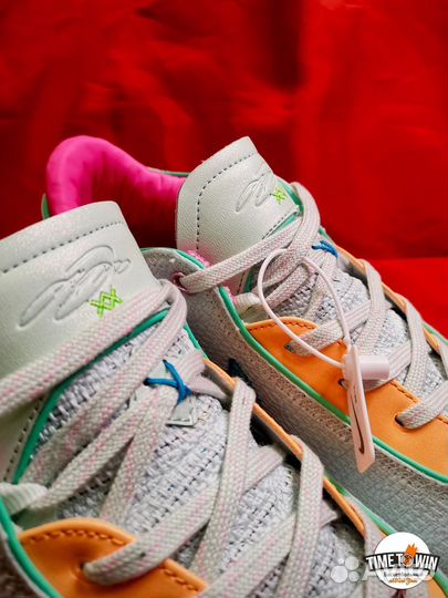 Баскетбольные кроссовки Nike Lebron 20