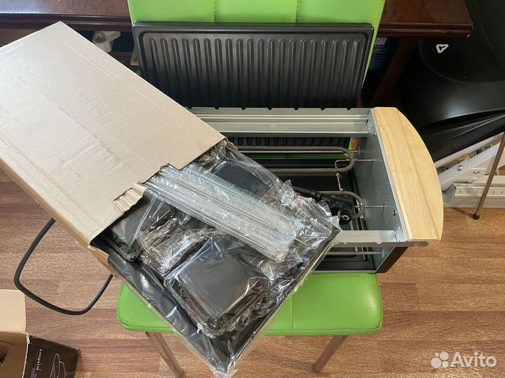 Раклетница-гриль Kitfort кт-1650 (черный)