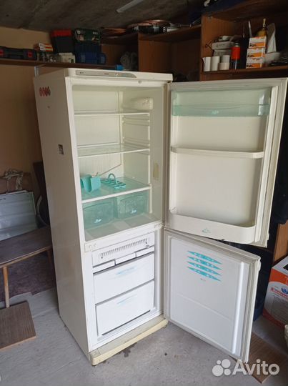 Холодильник бу stinol