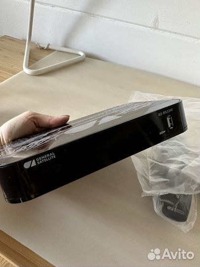 Ресивер триколор новый