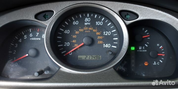 Toyota Highlander 2.4 AT, 2003, 217 496 км