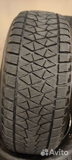 Bridgestone Blizzak DM-V2 235/55 R19 105T