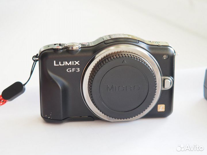 Panasonic Lumix GF3 (body) + 2 АКБ, зарядное