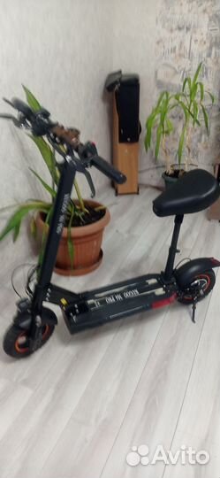 Самокат взрослый электрический