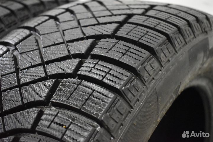 Pirelli Ice Zero FR 235/55 R19 105H