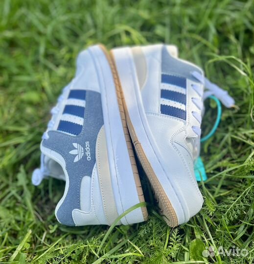 Кроссовки adidas