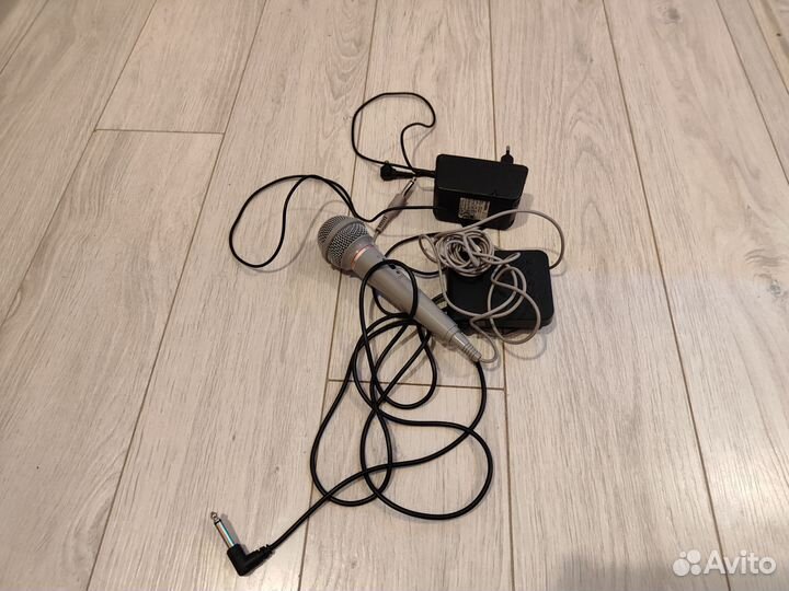 Синтезатор Casio LK-270