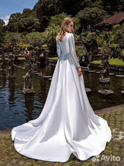 Свадебное платье 48-50 новое