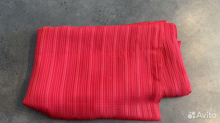 Отрез ткани шифон