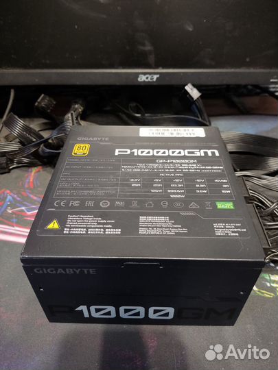 Блок питания Gigabyte P1000GM 1000W