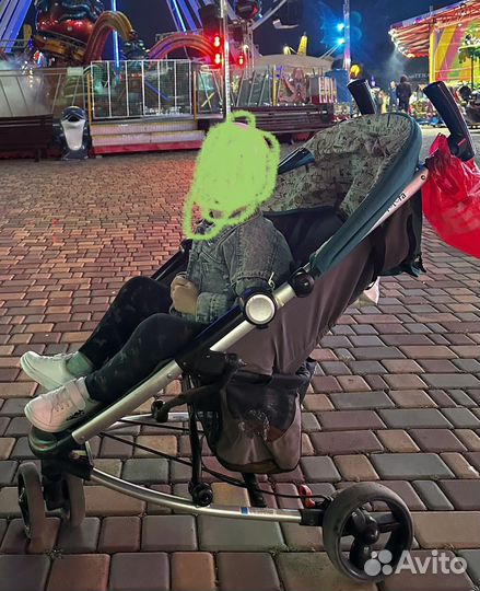 Прогулочная коляска